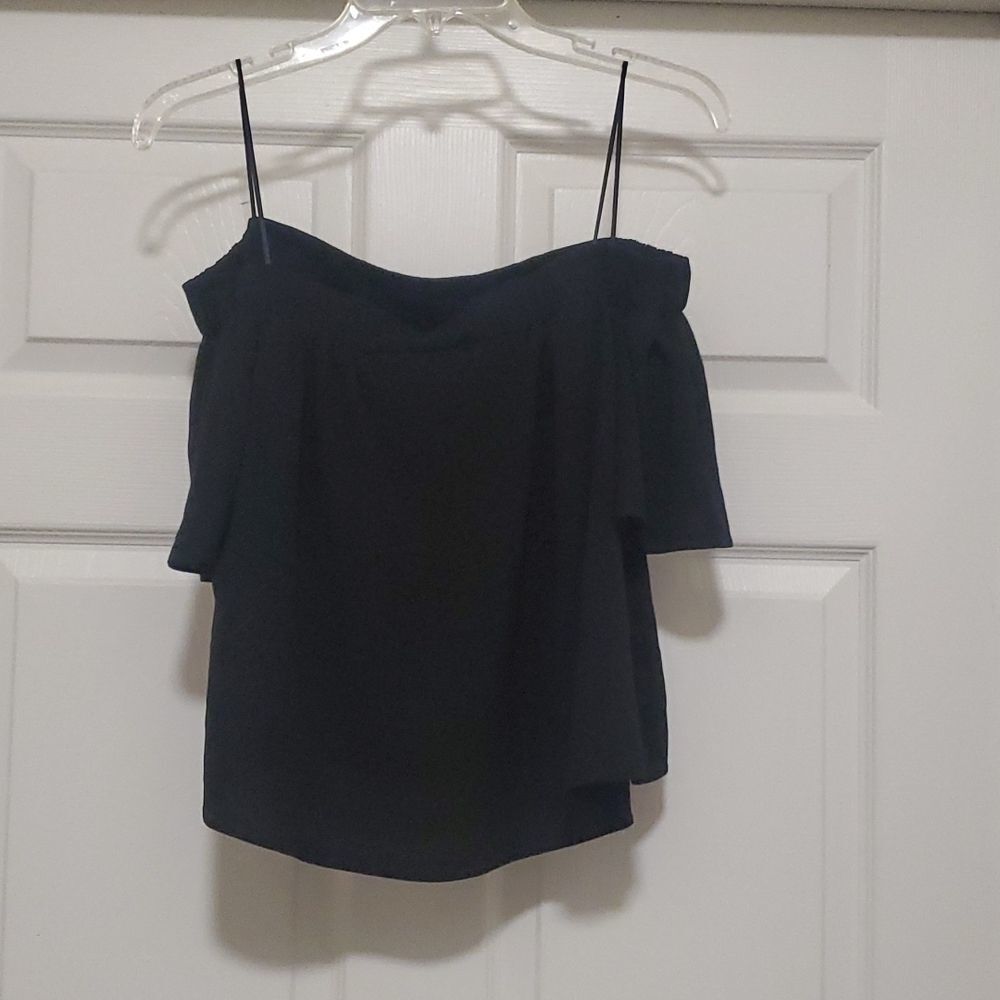 -❣️ IT GIRL womens S black off shoulder crop top